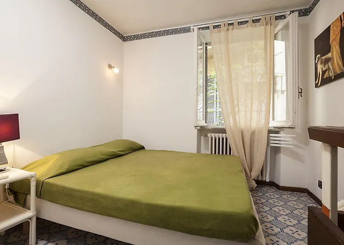 The Place In Konukevi 3*