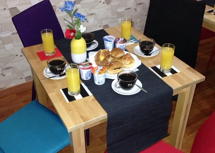 The Place In Konukevi 3*